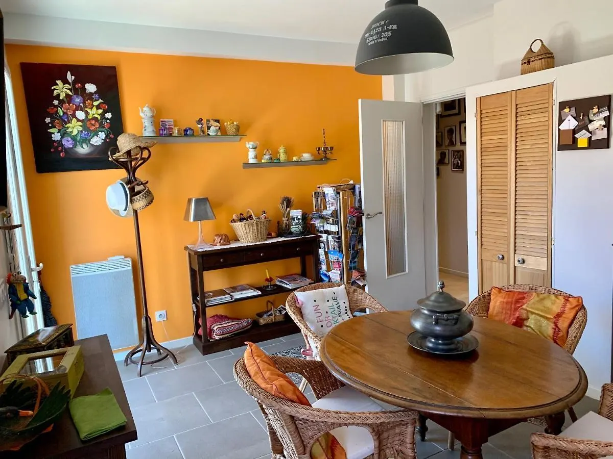 B&B - Chambres d'hôtes Le Foch Avignon 2*,  France