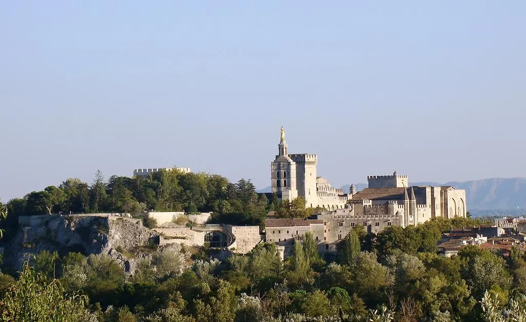B&B - Chambres d'hôtes Le Foch Avignon 2*,  France